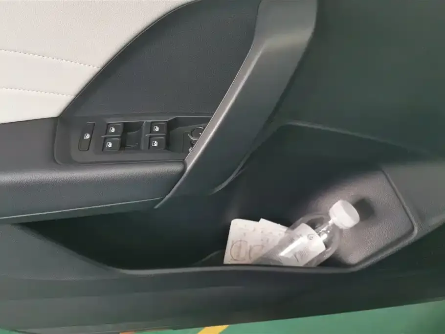 Volkswagen Tharu 2024 из CN, фото 3