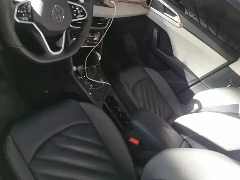 Volkswagen Tharu 2024 из CN, фото 8