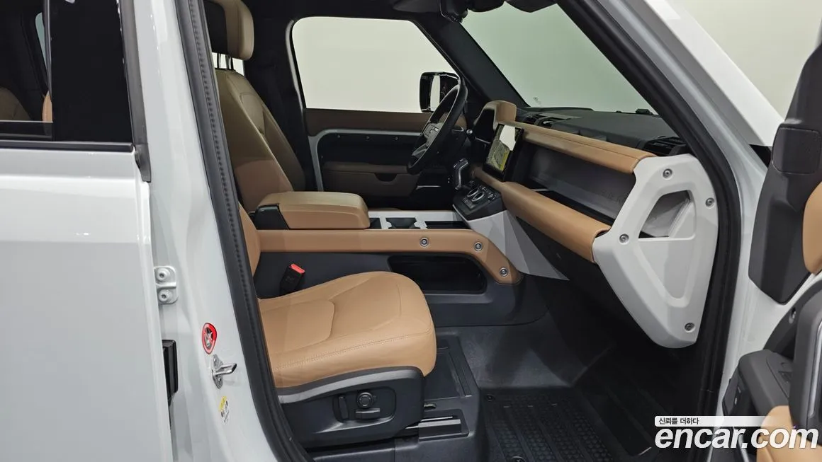 Land Rover Defender 2025 из KR, фото 5