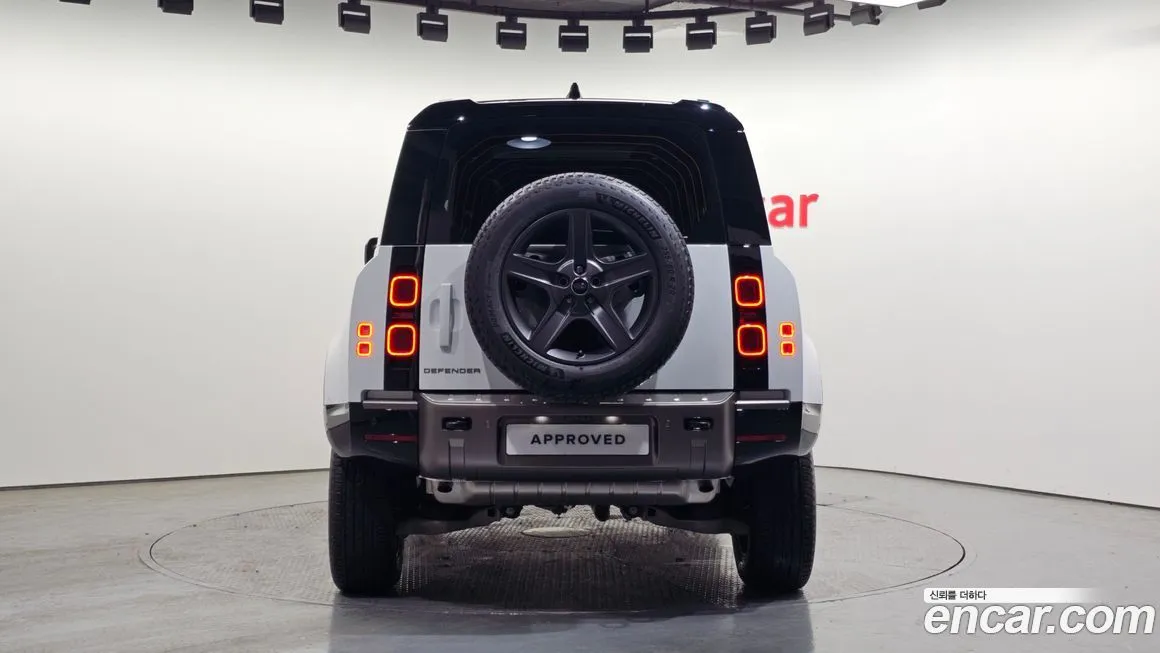 Land Rover Defender 2025 из KR, фото 10