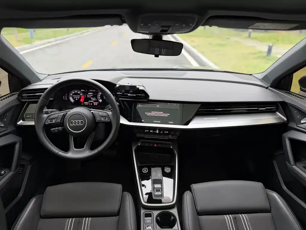 Audi A3 — фото 3