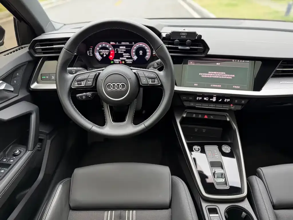 Audi A3 — фото 2