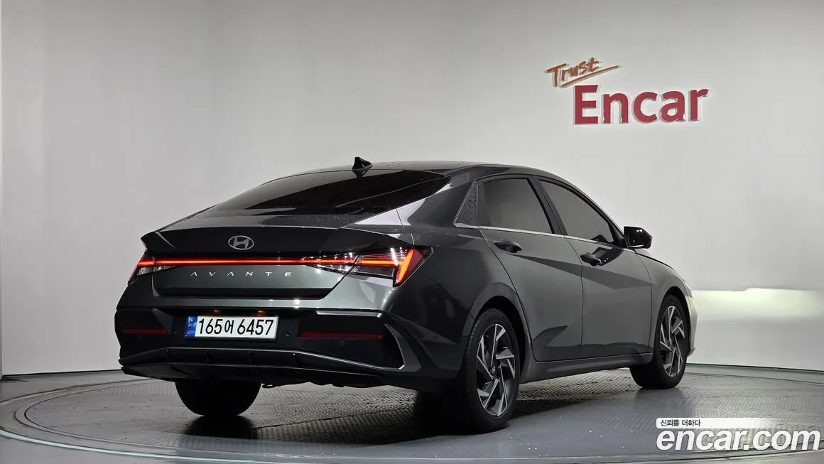 Hyundai AVANTE — фото 5