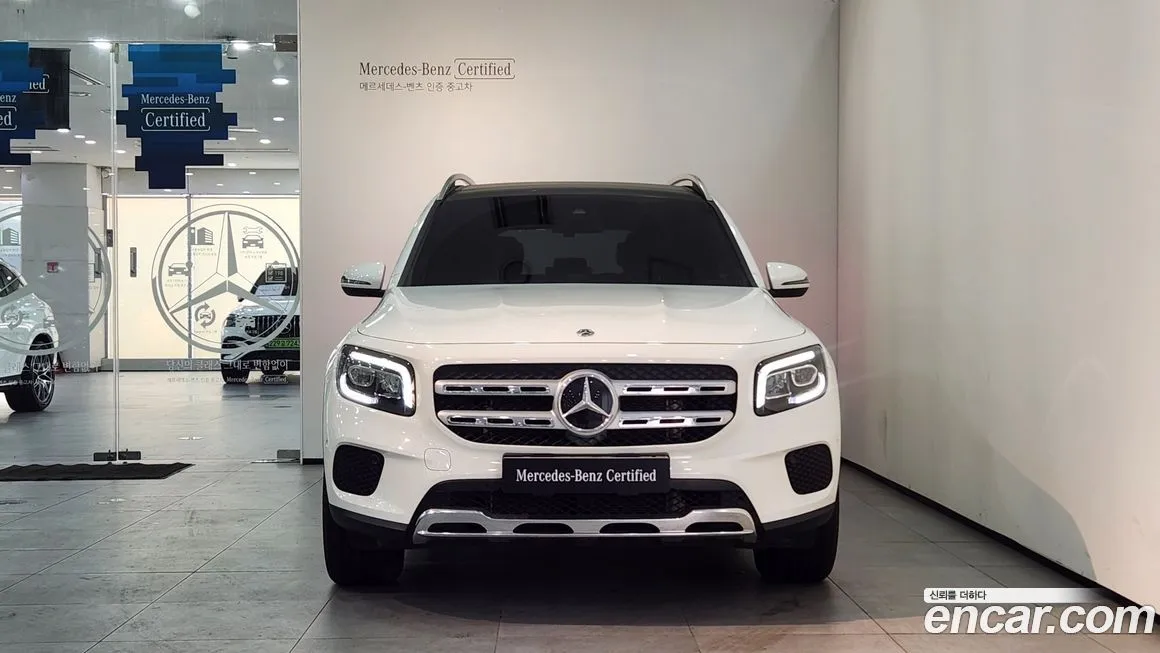 Mercedes-Benz GLB-Class — фото 10