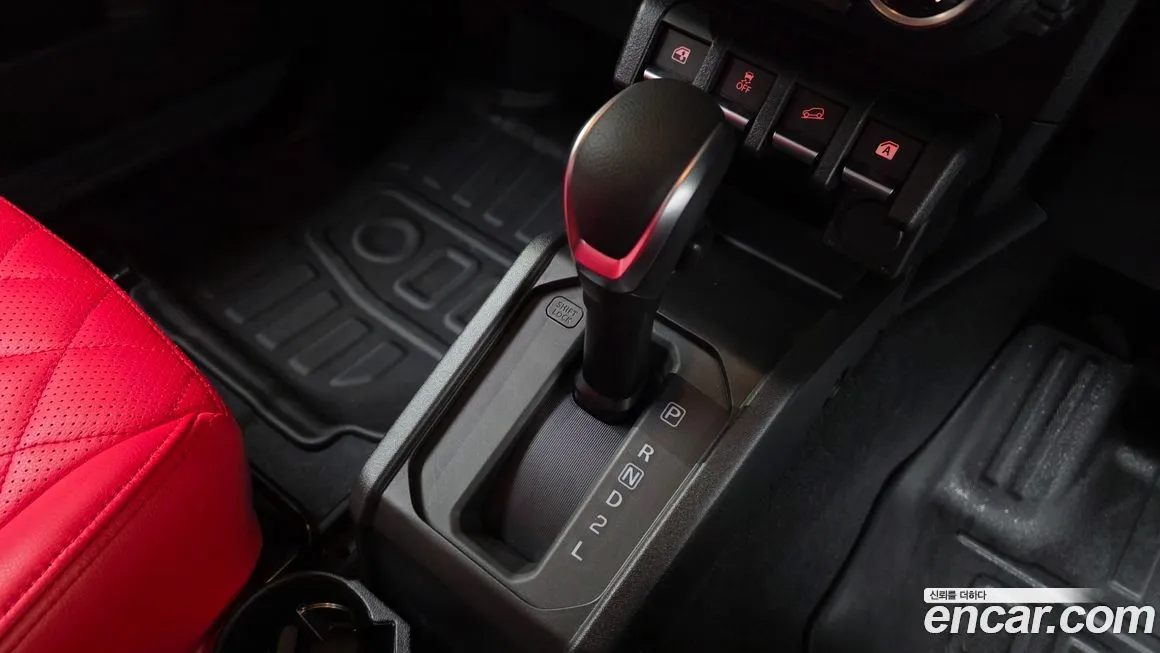 Suzuki Jimny 2025 из KR, фото 2