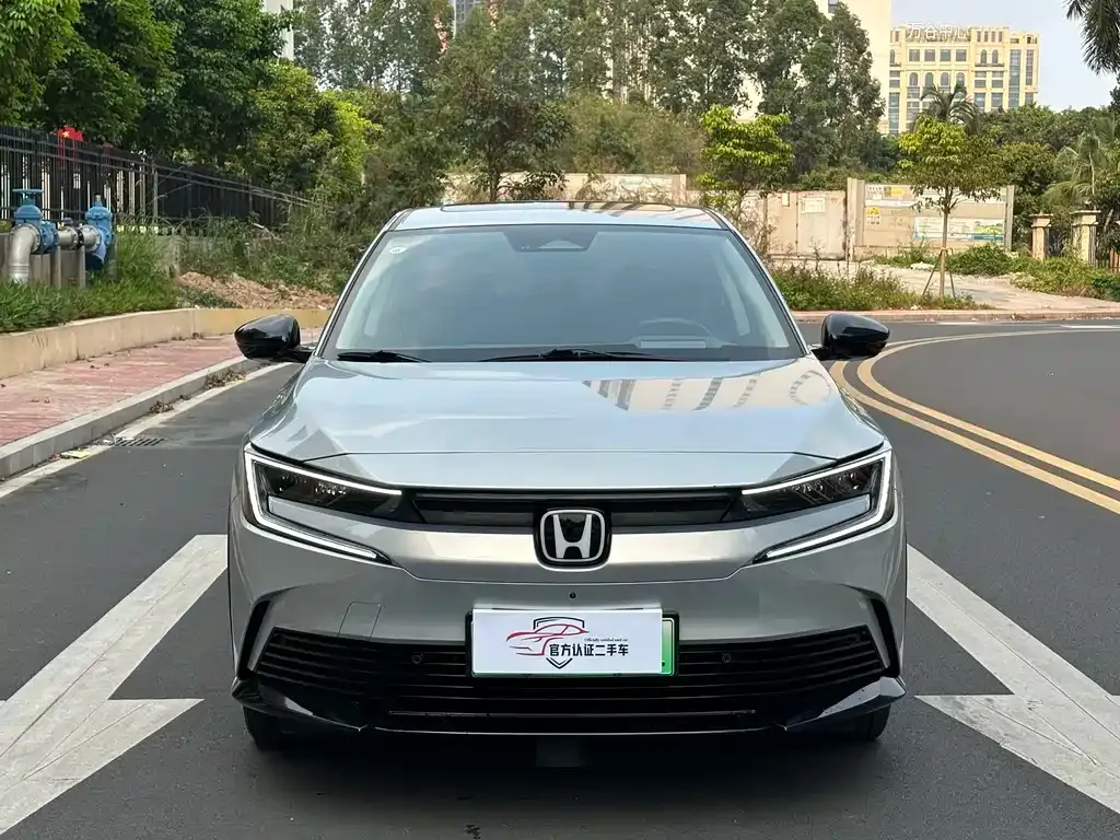 Honda e:NP2 — фото 6