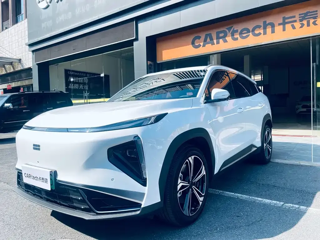 Geely Galaxy L7 — фото 1