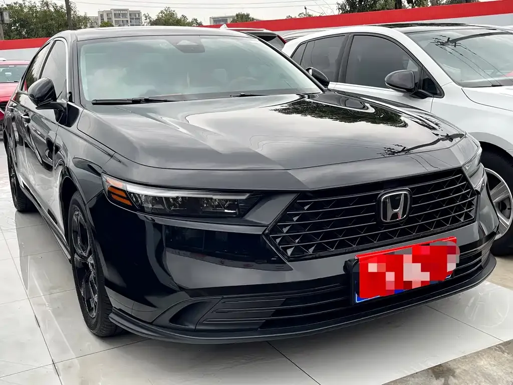 Honda Accord — фото 7