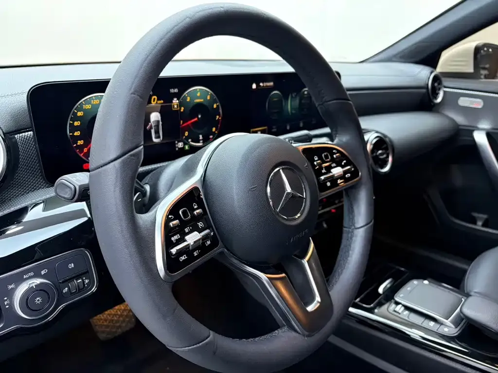 Mercedes-Benz A-Class 2022 из CN, фото 5