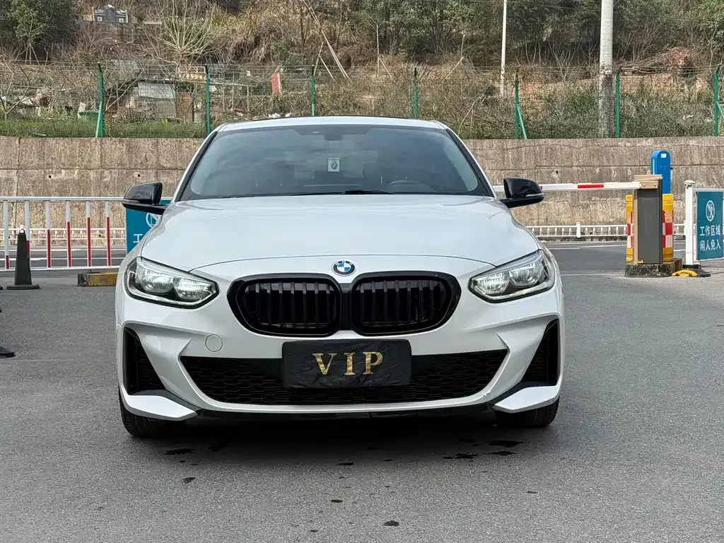 BMW 1 Series 2022 из CN, фото 4