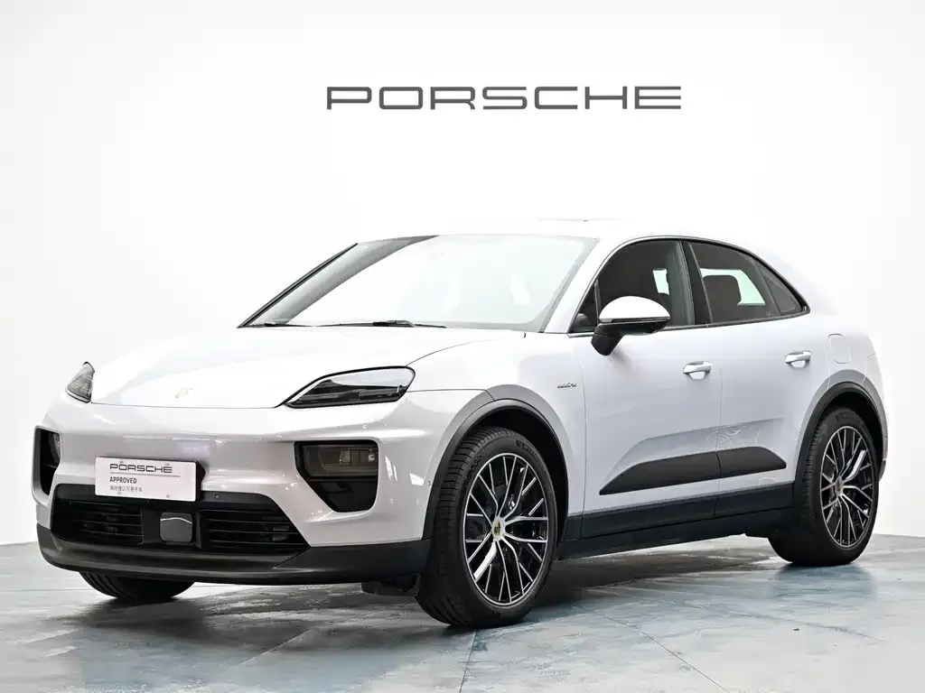 Porsche Macan EV