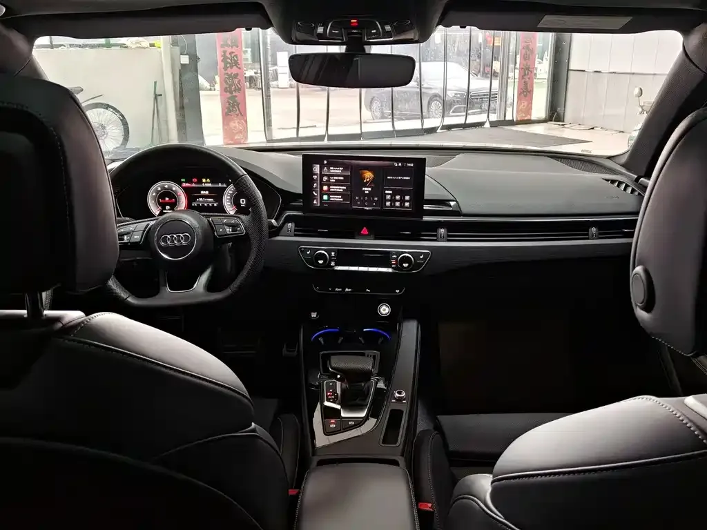 Audi A4L 2025 из CN, фото 3