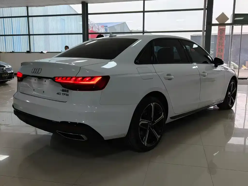 Audi A4L 2025 из CN, фото 7