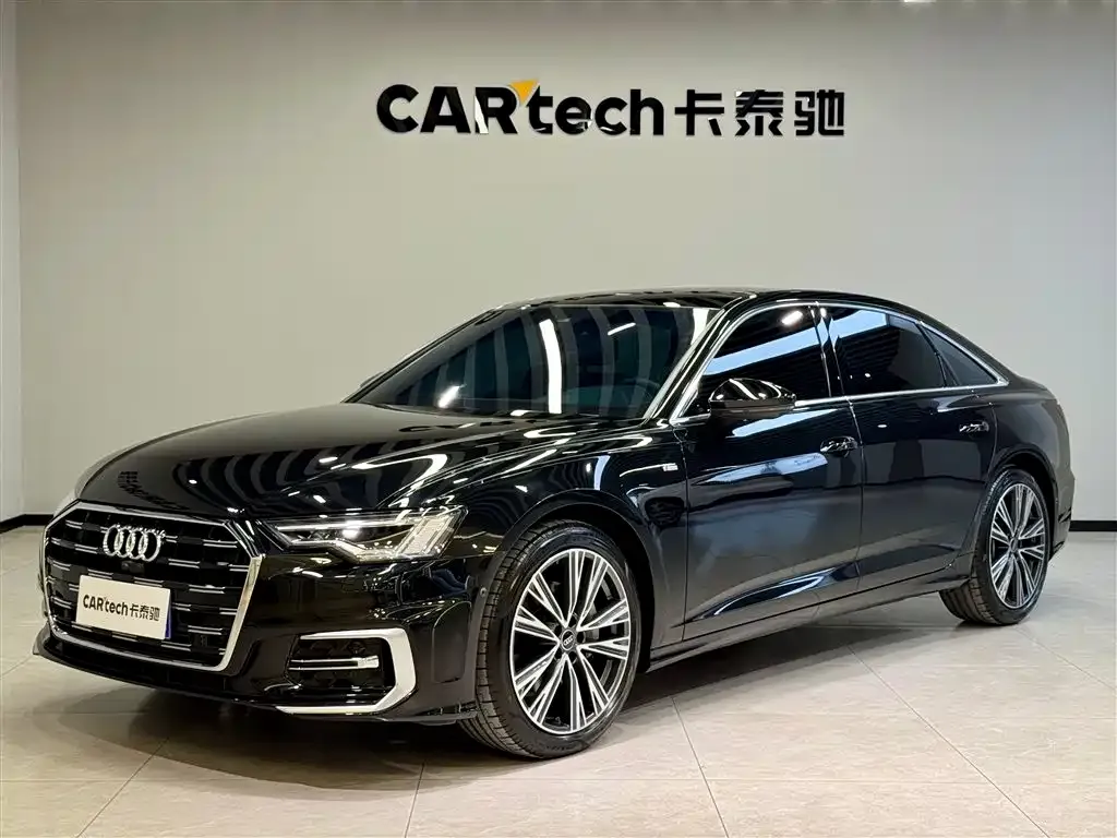 Audi A6L — фото 1