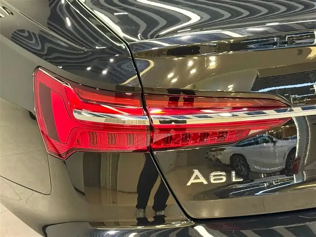 Audi A6L — фото 3