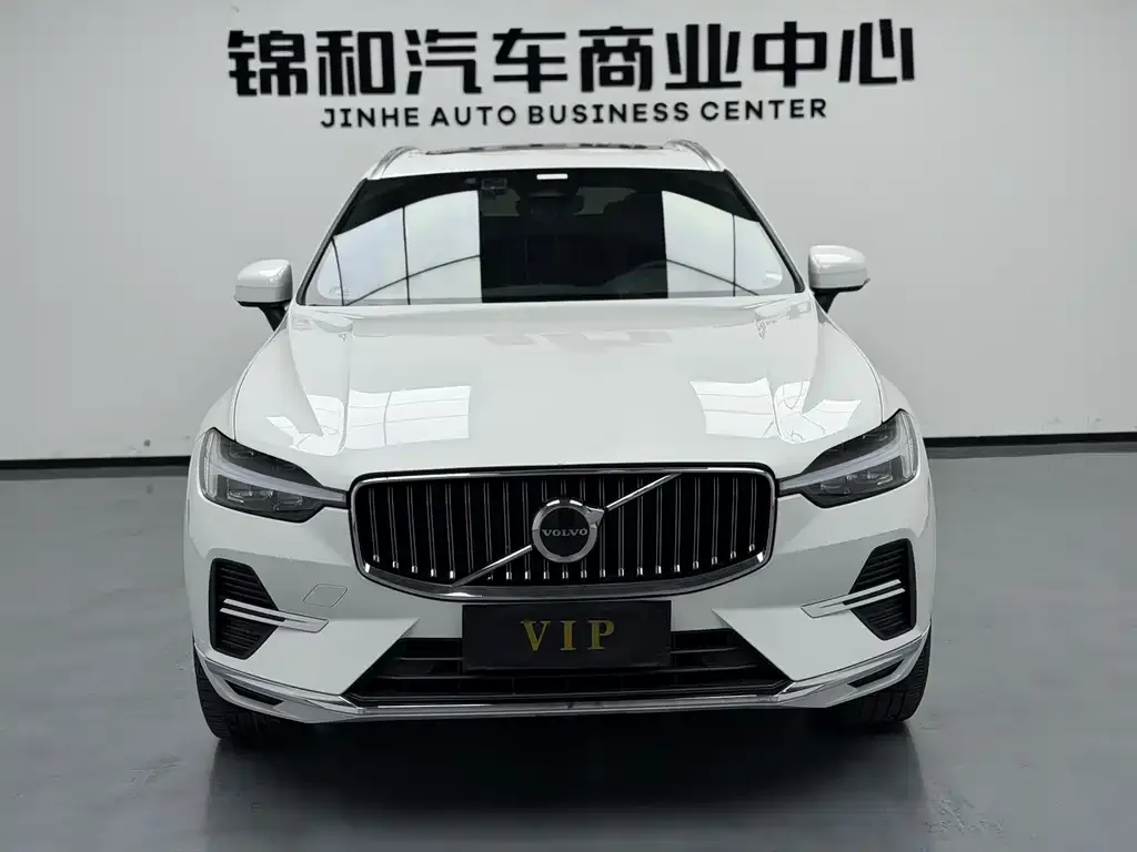 Volvo XC60 — фото 4