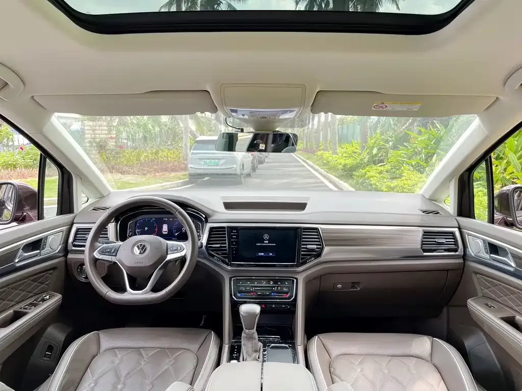 Volkswagen Viloran 2021 из CN, фото 2