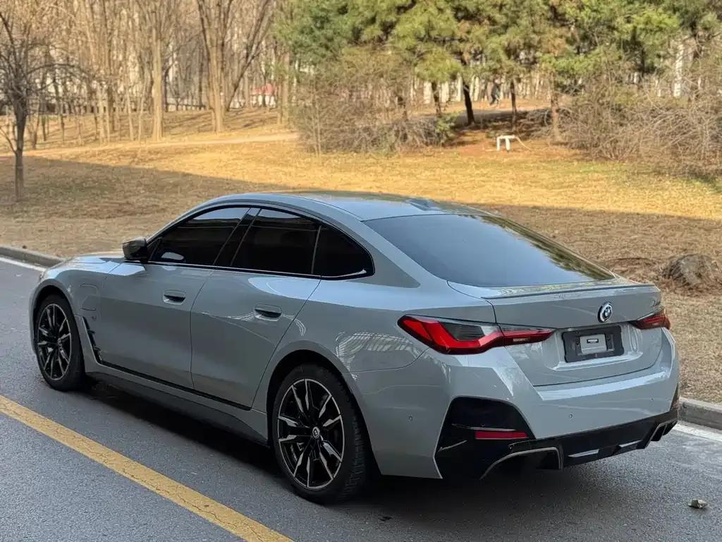 BMW i4 2023 из CN, фото 8