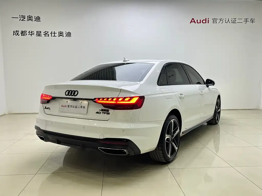 Audi A4L 2024 из CN, фото 4