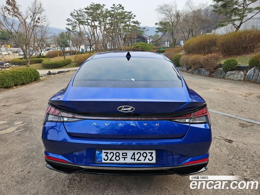 Hyundai AVANTE 2021 из KR, фото 3