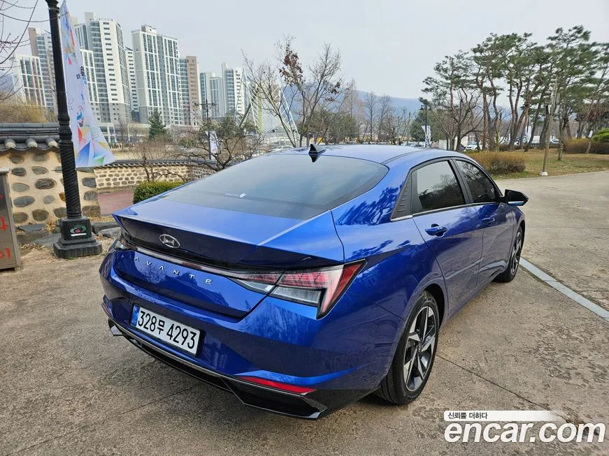Hyundai AVANTE 2021 из KR, фото 4