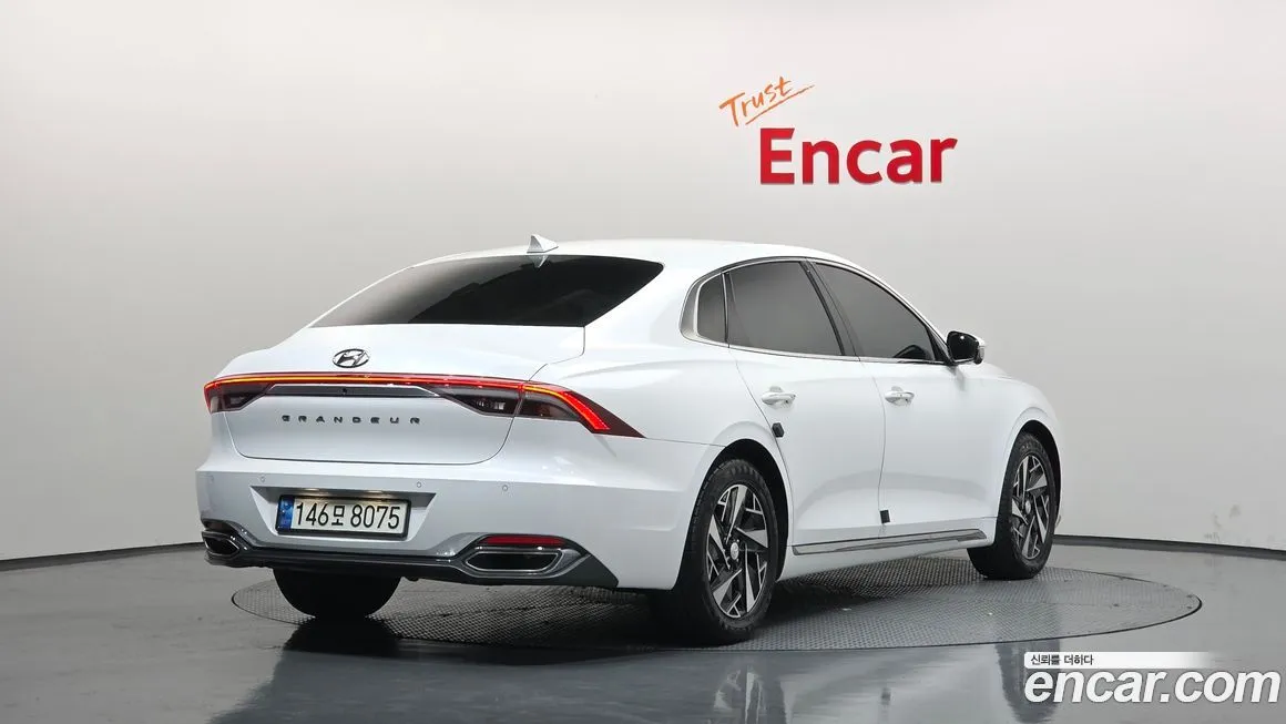 Hyundai Grandeur 2022 из KR, фото 7