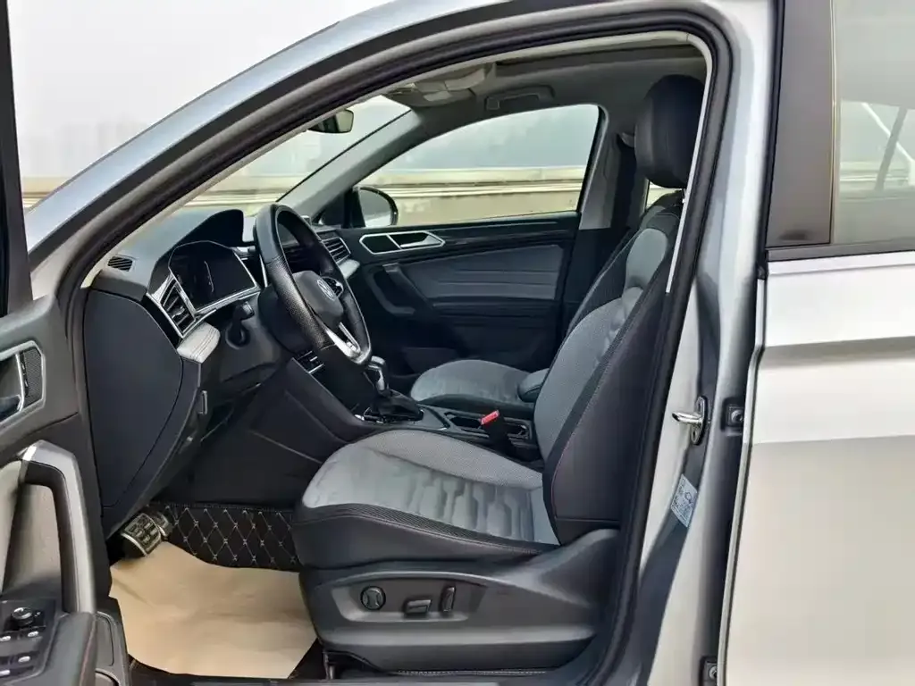 Volkswagen Tiguan X 2023 из CN, фото 9