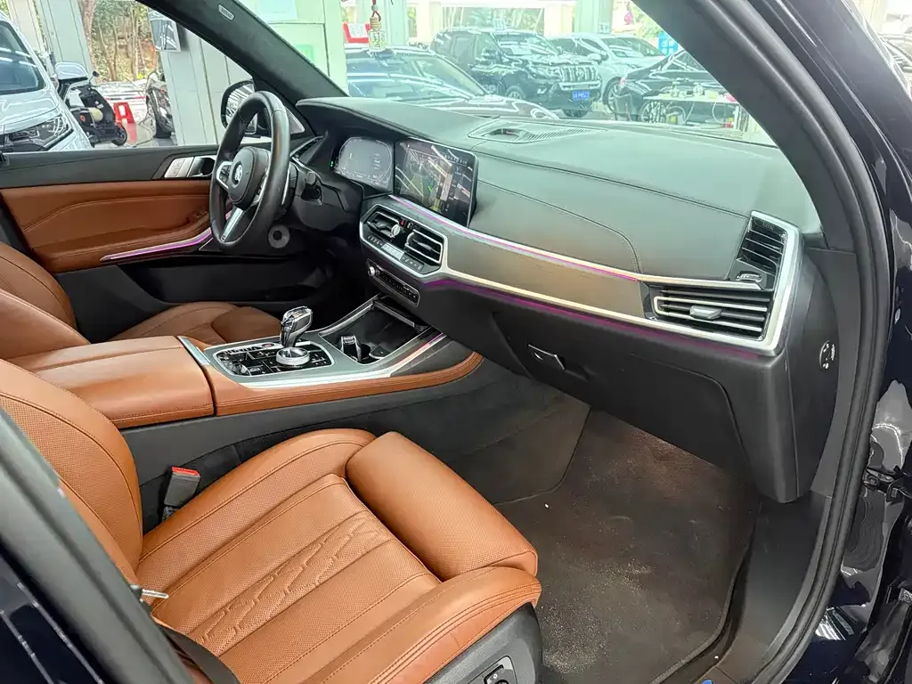 BMW X7 2022 из CN, фото 6