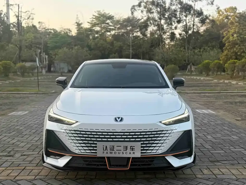 Changan UNI-V 2022 из CN, фото 2