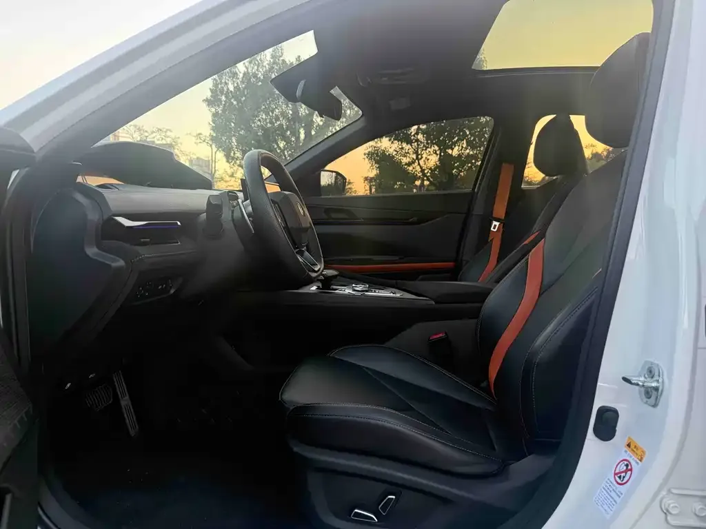 Changan UNI-V 2022 из CN, фото 4