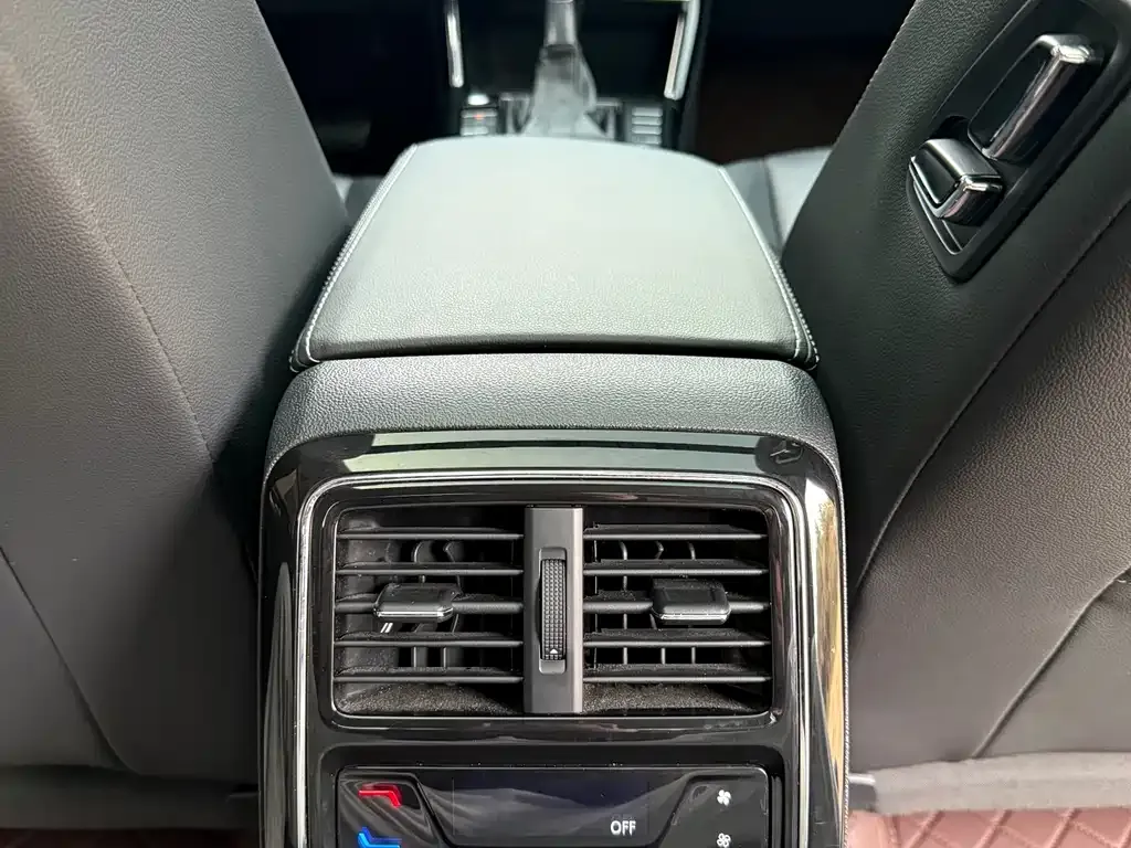 Volkswagen Passat — фото 7