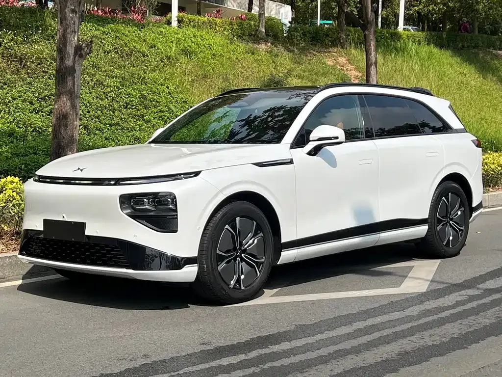 XPeng G9