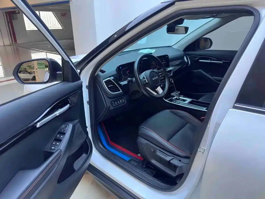 Kia Seltos 2024 из CN, фото 4