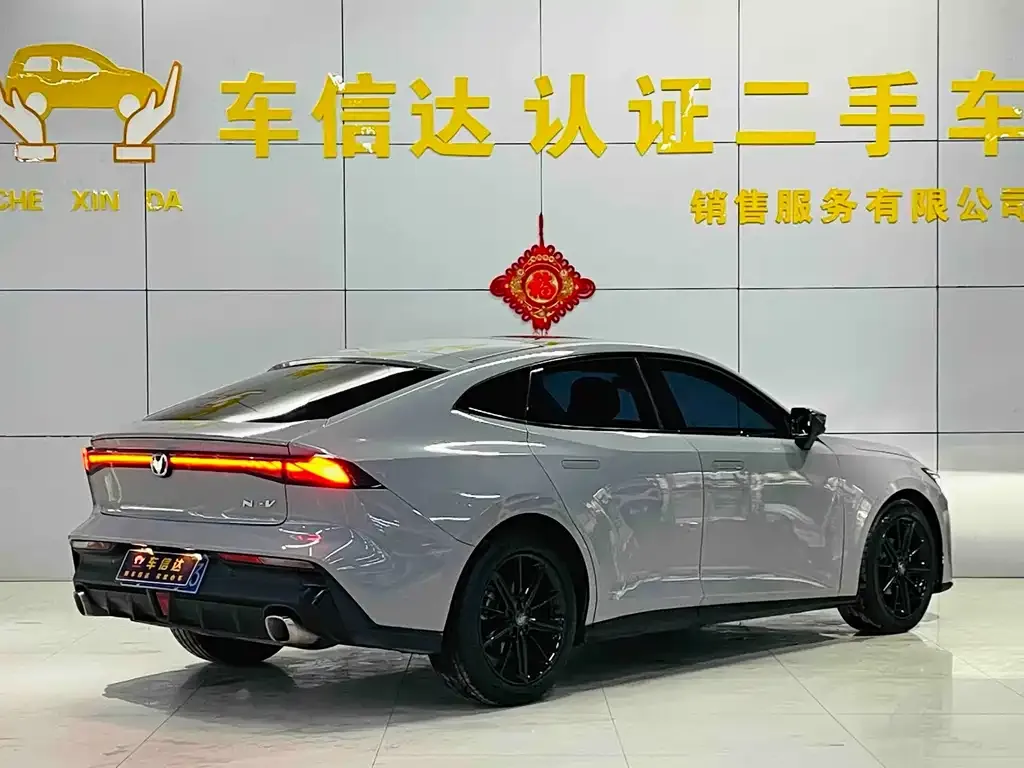 Changan UNI-V 2023 из CN, фото 4