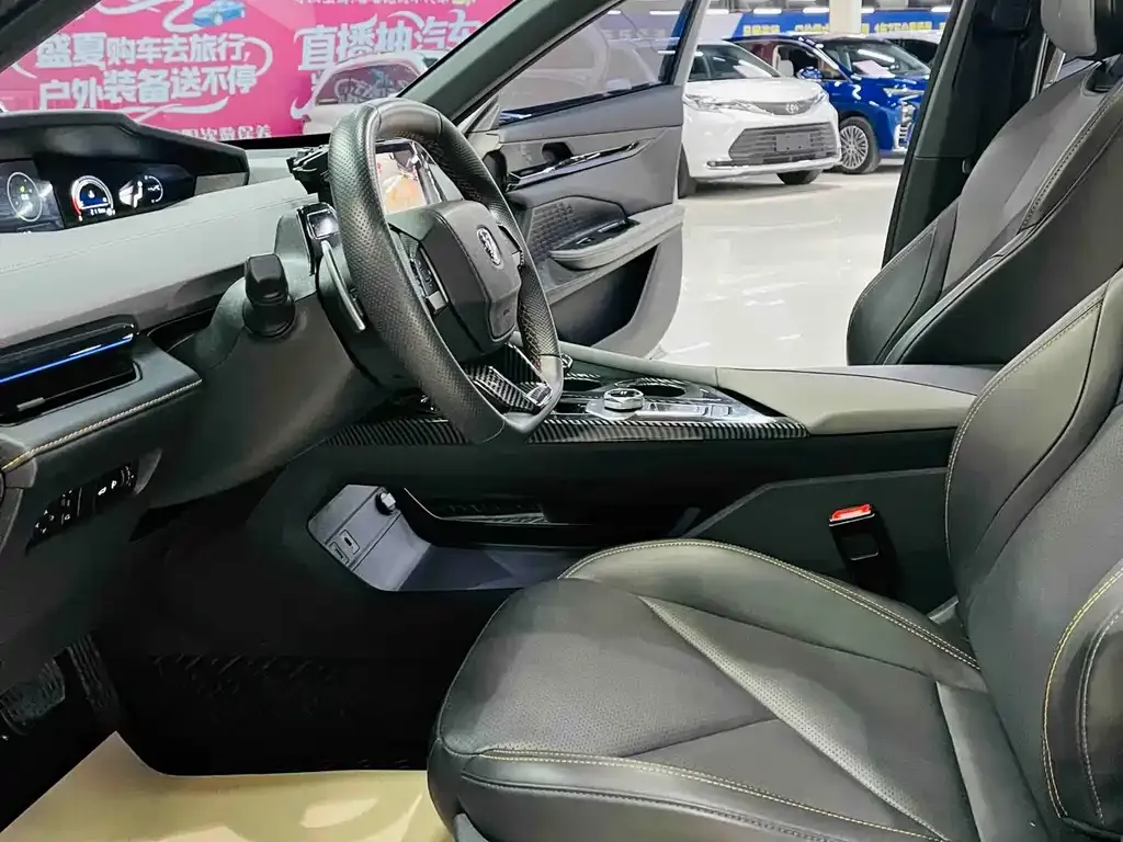 Changan UNI-V 2023 из CN, фото 7