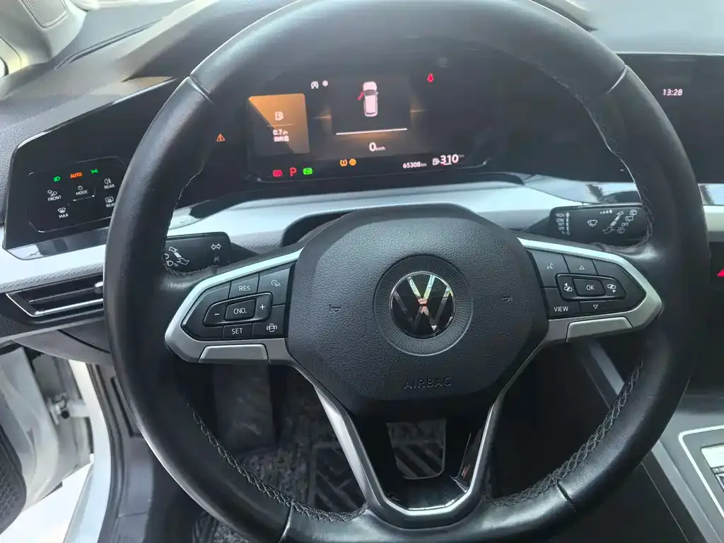 Volkswagen Golf 2021 из CN, фото 7
