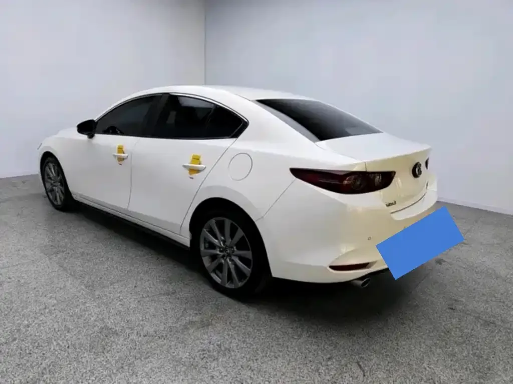 Mazda 3 Axela 2025 из CN, фото 8