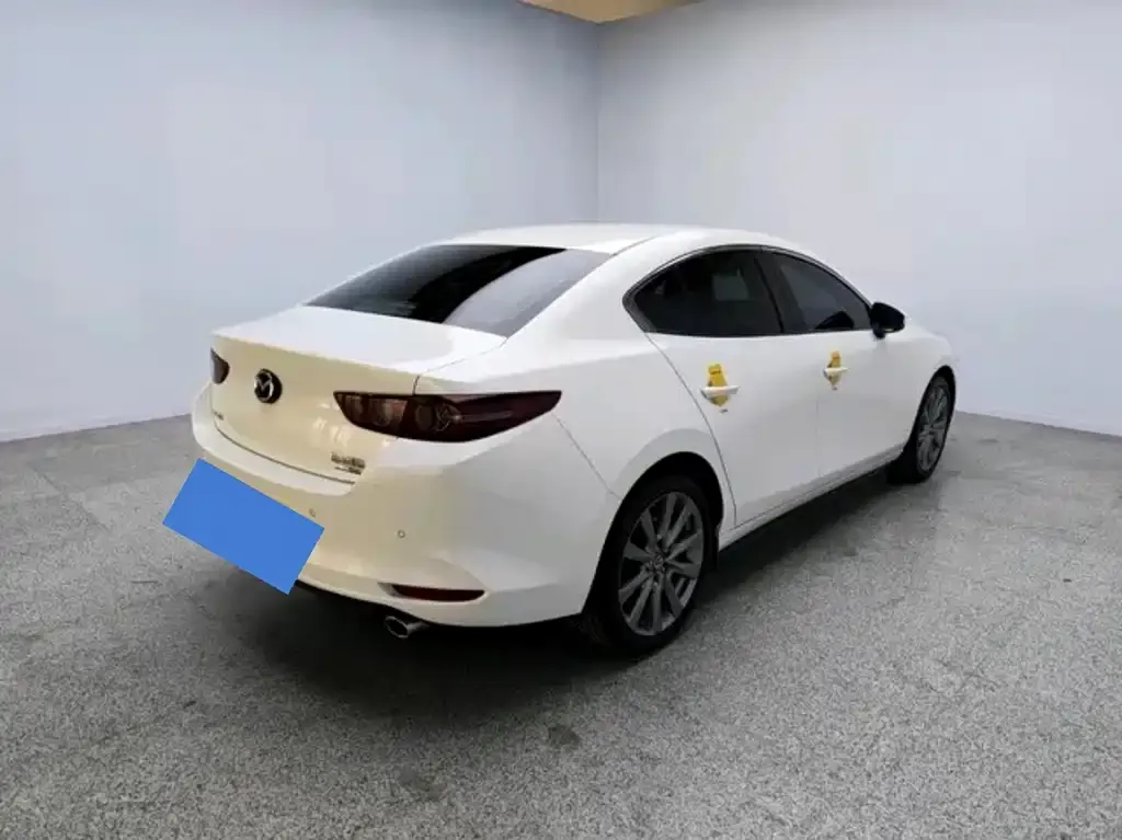 Mazda 3 Axela 2025 из CN, фото 7
