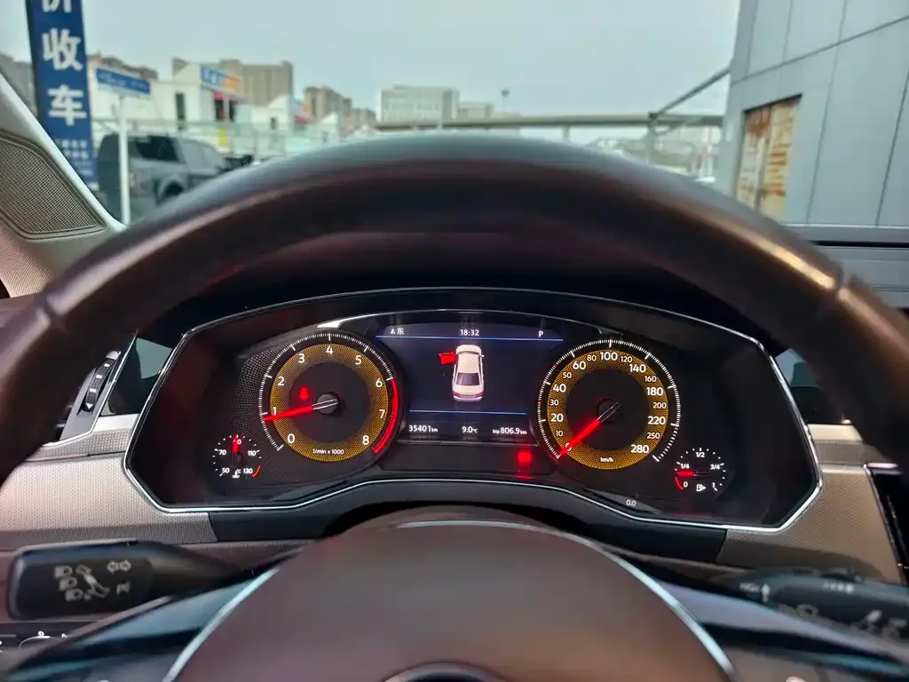 Volkswagen Phideon 2021 из CN, фото 5