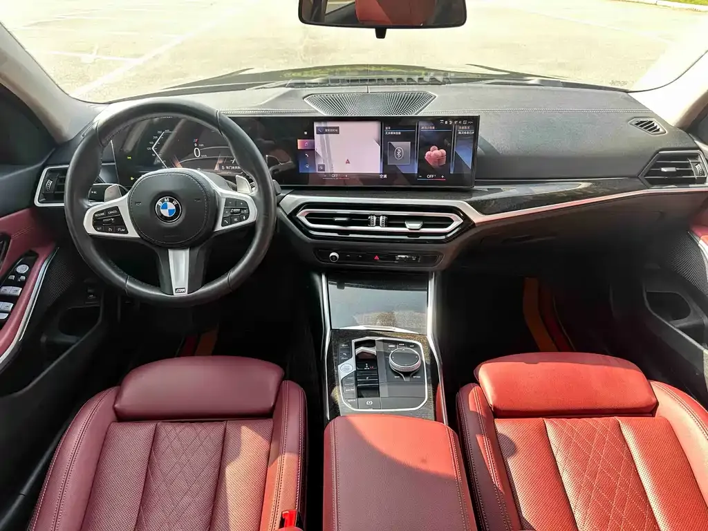 BMW 3 Series 2023 из CN, фото 7