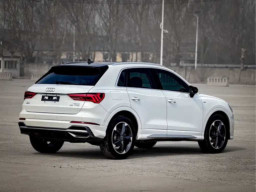 Audi Q3 2021 из CN, фото 9