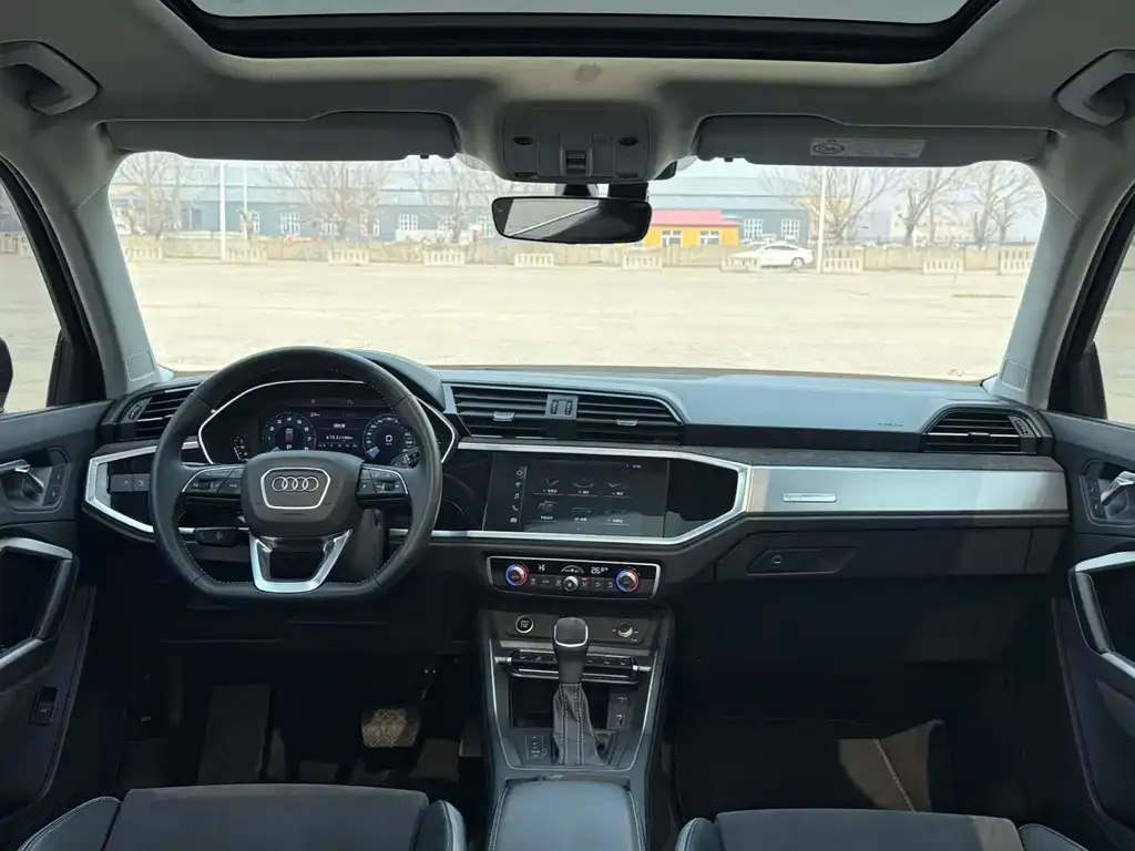 Audi Q3 2021 из CN, фото 7