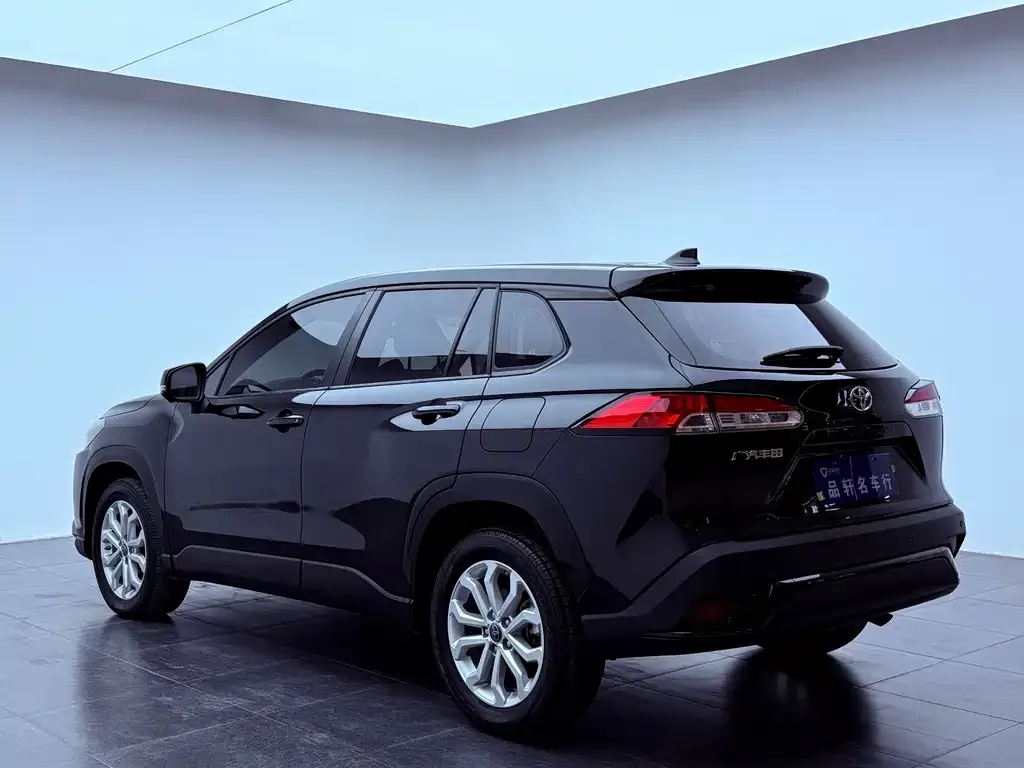 Toyota Frontlander 2023 из CN, фото 4