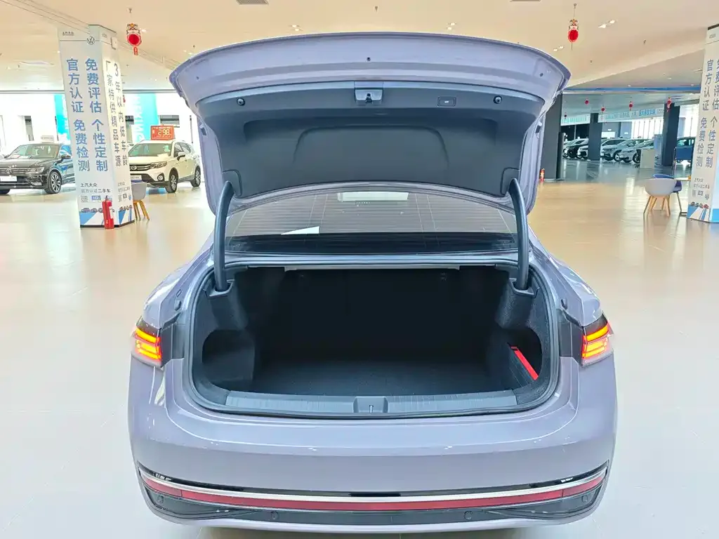 Volkswagen Passat — фото 4