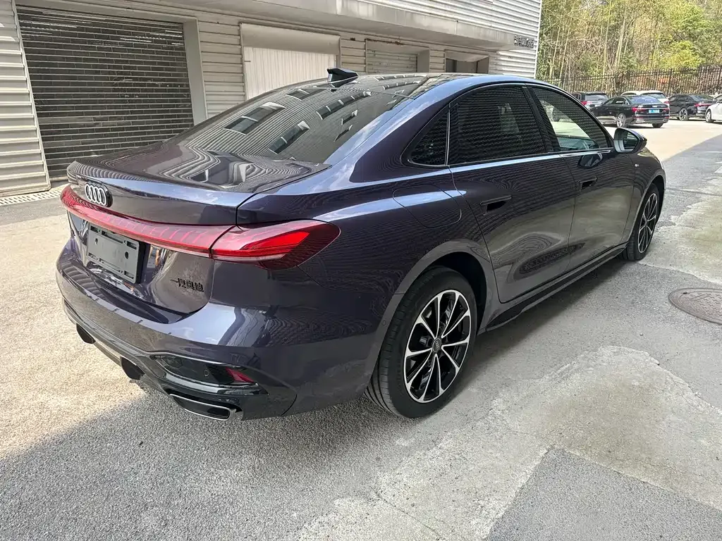 Audi A5L 2025 из CN, фото 4