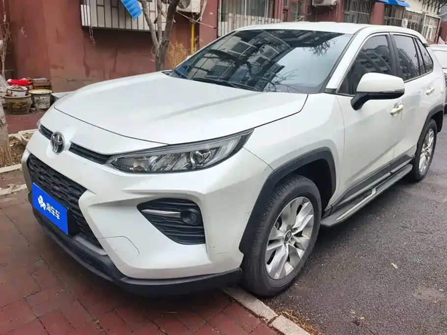 Toyota Wildlander — фото 1
