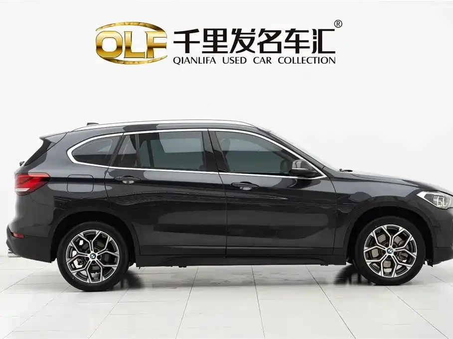 BMW X1 — фото 10