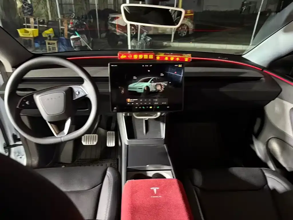 Tesla Model Y 2025 из CN, фото 8