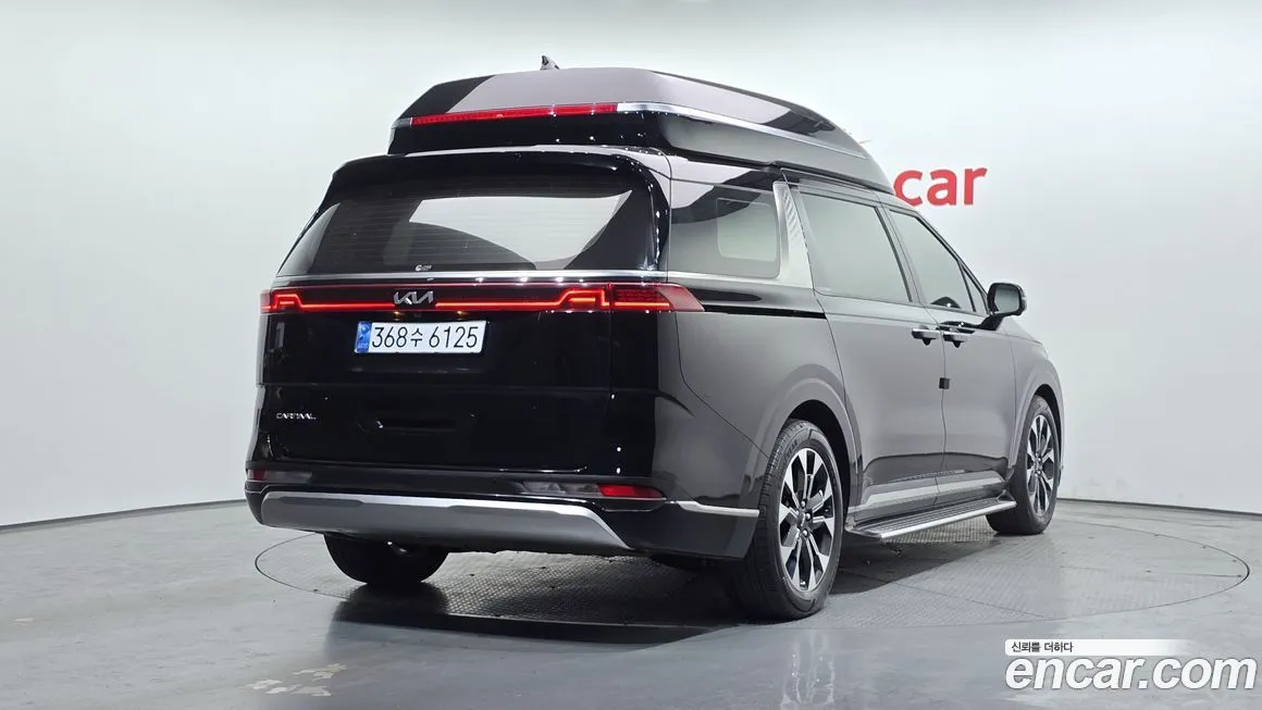 Kia Carnival 2023 из KR, фото 2