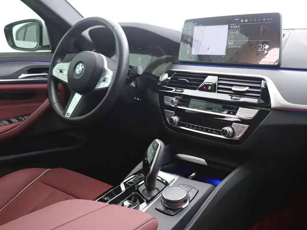 BMW 5 Series — фото 10